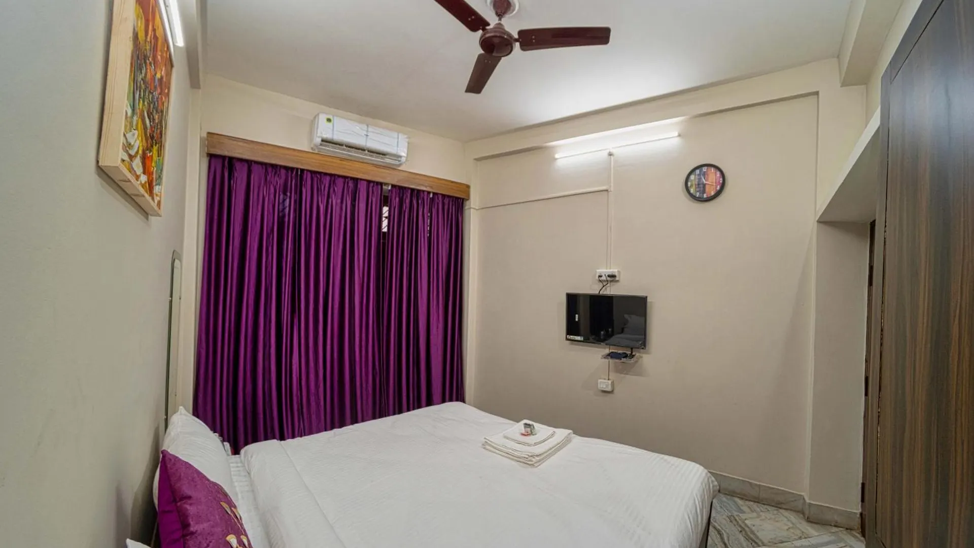 Shri Heritage - Entire Cozy Floor At Assi, Varanasi 0*,