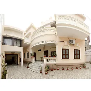 Bed & Breakfast Shree Ganesha Palace Near Kashi Vishwanath Temple, Varanasi